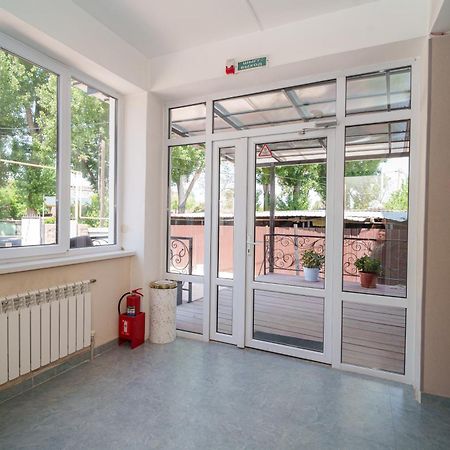 Hotel 33 Алмати Екстер'єр фото