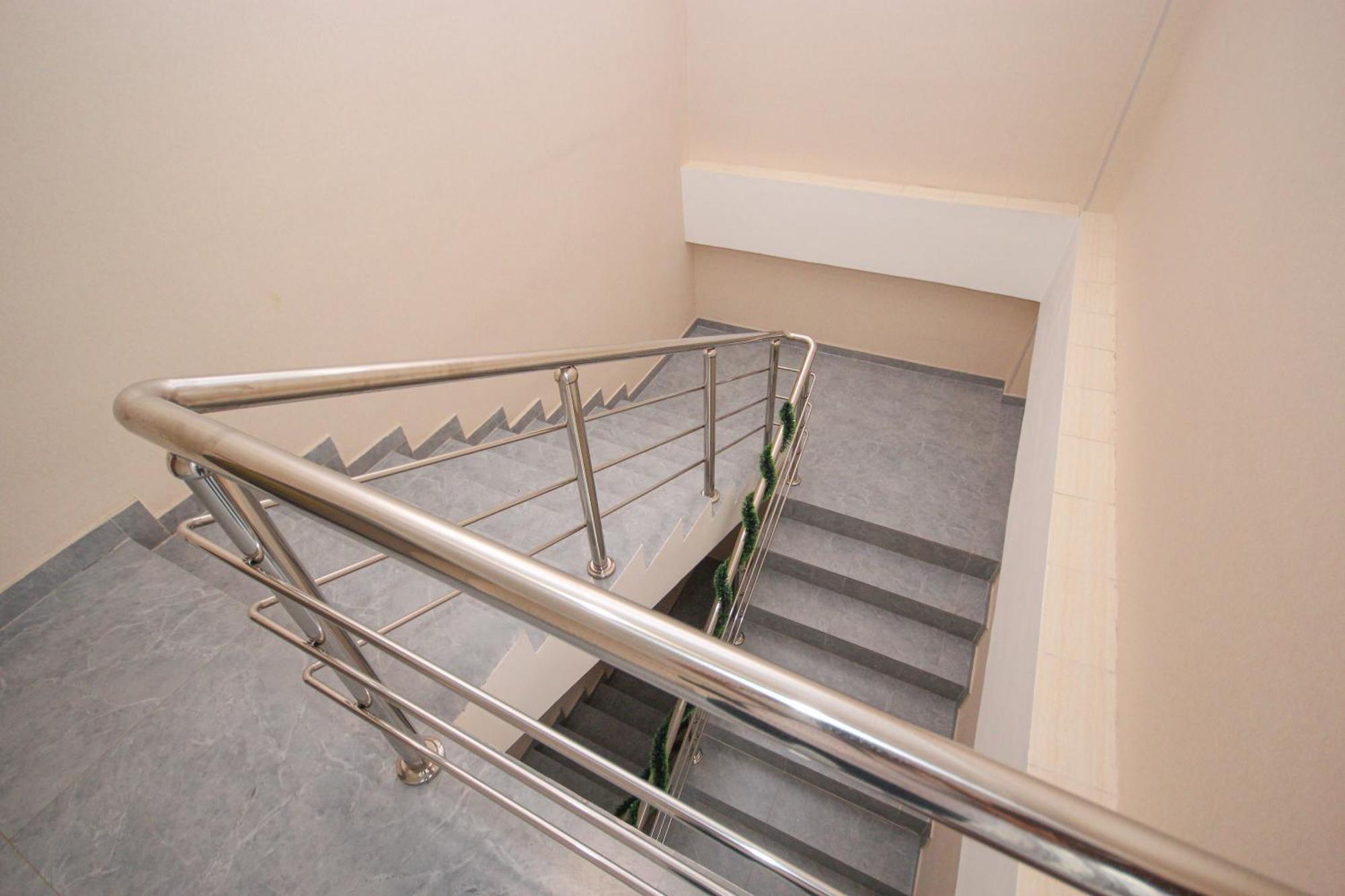Hotel 33 Алмати Екстер'єр фото
